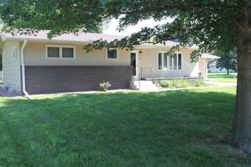 701 Woodland Ave, Plainview, NE 68769-4134