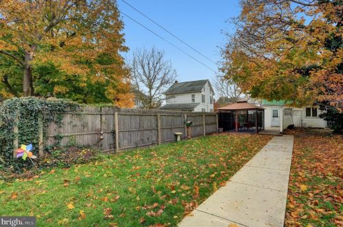 717 York St, Hanover PA 17331-3228 exterior