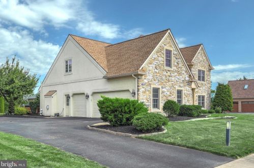 1119 Sarazen Way, York, PA 17404-8515