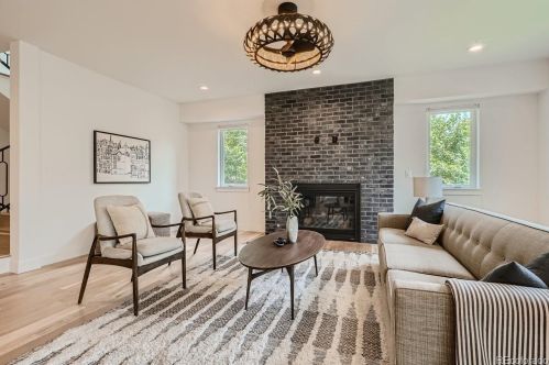 1064 Jasmine St, Denver CO  80220-4518 exterior