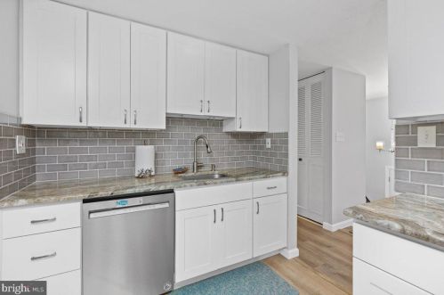 258 Catalina Cir, Severna Park MD 21146-1341 exterior