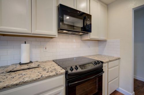 249 Arcano Way, Rio Linda, CA 95673-1301