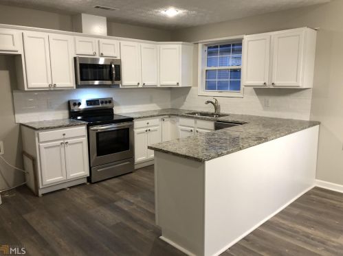 1159 Bell Cir, Madison, GA 30650-2003