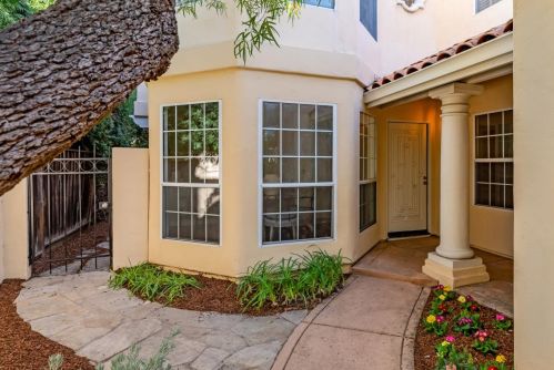 1331 Cuernavaca Circulo, Mountain View, CA 94040-3570