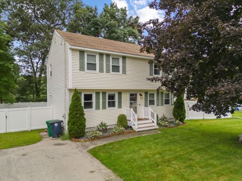 15 Holbrook Dr, Nashua, NH 03062-2137