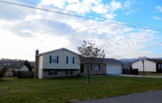 287 Indian Mound Cir, Jacksboro, TN 37757-2110