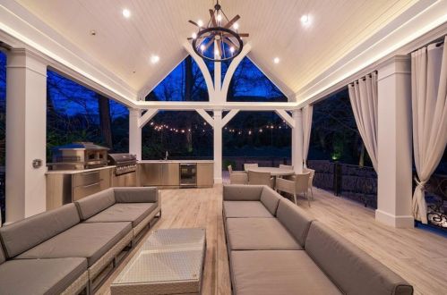 239 Beverly Rd, Atlanta GA  30309-2643 exterior