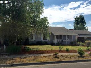 155 Linden St, Cornelius, OR 97113-7137