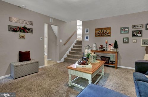 948 Walnut St, Hanover PA 17331-1523 exterior