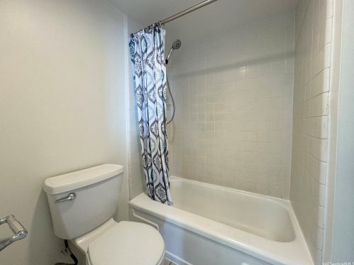 2240 Kuhio Ave, Honolulu HI  96815-2898 exterior