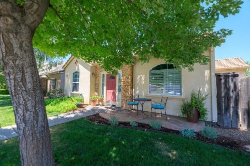 1829 Julian Ave, Modesto, CA 95354-1675