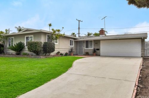 621 Adria St, Anaheim, CA 92802-1202