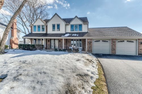 1604 Fox Bend Ct, Naperville, IL 60563-1115