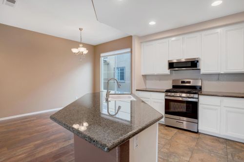 726 Kellogg St, San Marcos CA  92078-7300 exterior