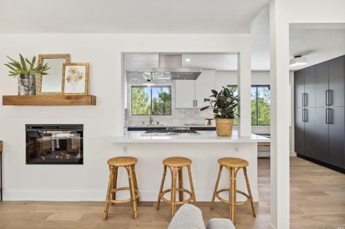 558 Miller Creek Rd, San Rafael CA  94903-1319 exterior