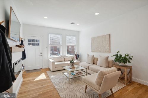 2023 Fitzwater St, Philadelphia PA  19146-1332 exterior