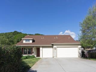 9659 Knollwood Ct, Salinas, CA 93907-1070
