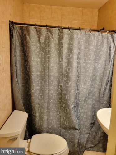 222 Morris Ave, Trenton NJ  08611-3665 exterior