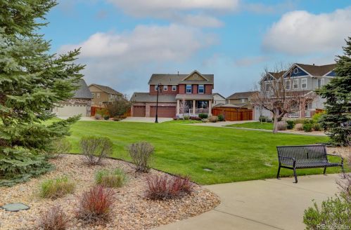 25564 2nd Ave, Denver, CO 80018-4576
