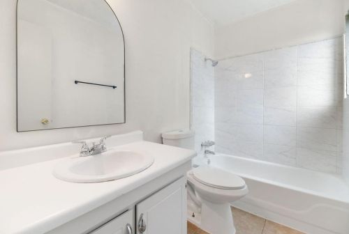 521 Gardenia St, Angleton TX 77515-4865 exterior