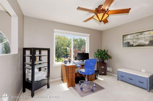 3 Princeton Ct, Tinton Falls NJ 07702-4055 exterior