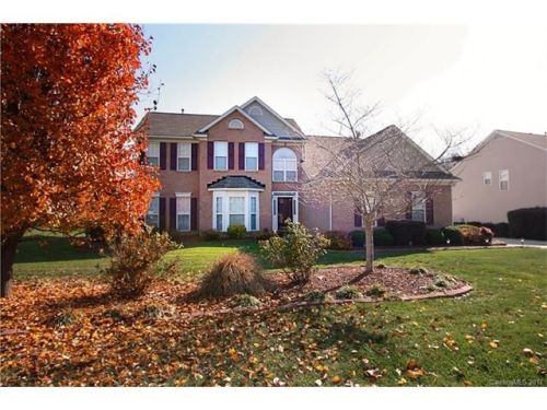 6103 Lowergate Dr, Waxhaw, NC 28173-6748