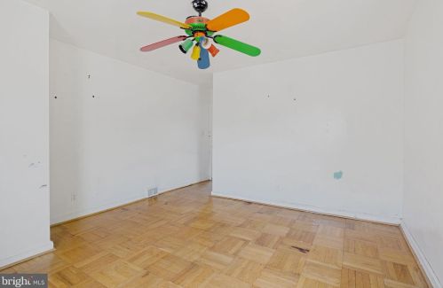 5623 Browning Rd, Camden NJ 08109-1638 exterior