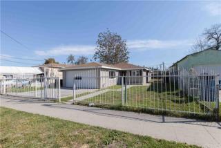 1664 110th St, Los Angeles, CA 90047-4817