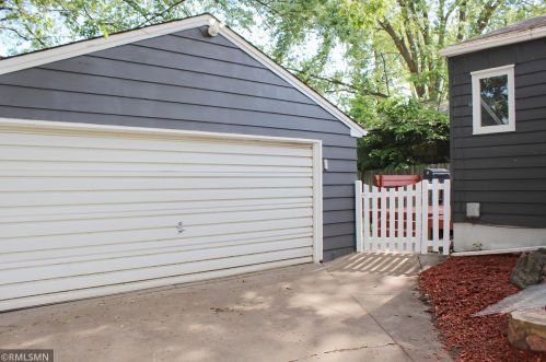 2160 Geranium Ave, Saint Paul MN  55119-3346 exterior