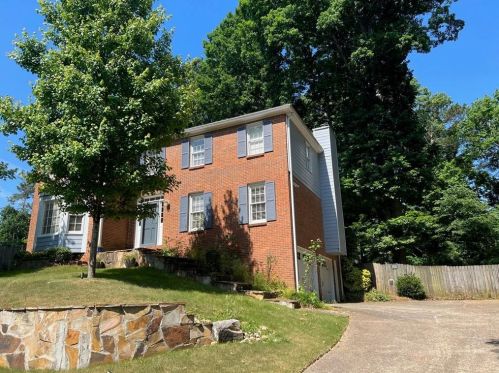 1461 Brookcliff Dr, Marietta, GA 30062-4837