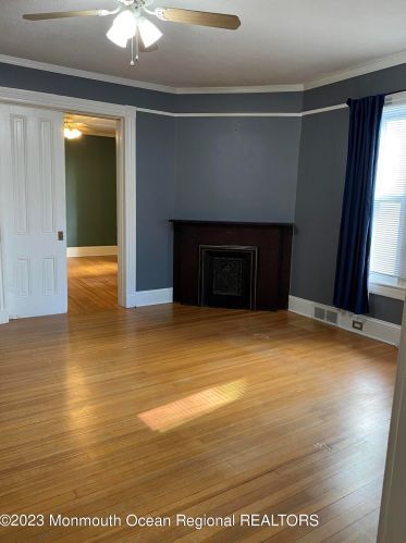 24 Rector Pl, Tinton Falls NJ  07701-1010 exterior