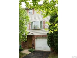 415 Fenwick St, Allentown, PA 18109-1982