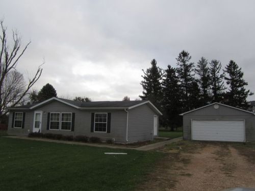 2797 Brooklyn Rd, The Burg, IL 61318-9632