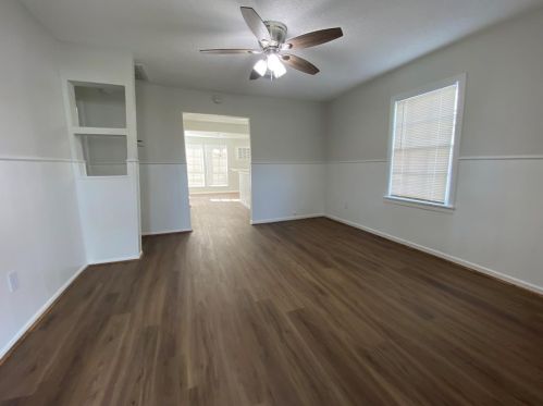 1121 Chenango St, Angleton TX  77515-3208 exterior