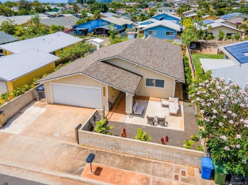 86-182 Moekolu St, Nanakuli, HI 96792-4410