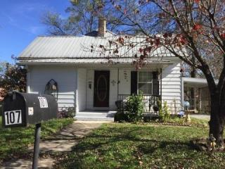 107 Athens Pike, Etowah TN  37331-1605 exterior