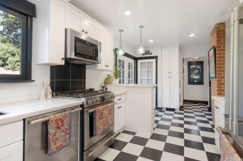 4465 5th St, Riverside CA  92507-4110 exterior