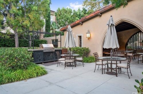 74 Bower Tree, Irvine CA  92603-0104 exterior