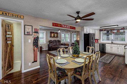 5149 Highway 155, Stockbridge GA  30281-1801 exterior