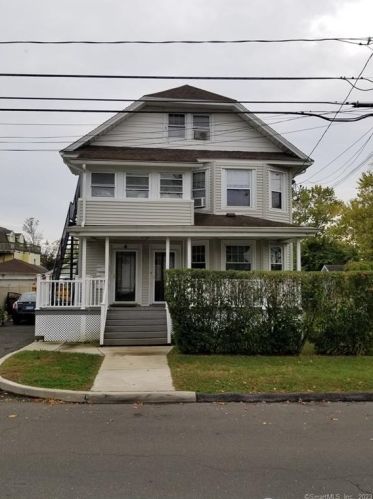 4 Neptune Ave, Norwalk CT  06854-4718 exterior