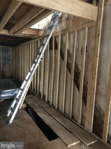 704 42 St, Philadelphia PA 19104-4442 exterior