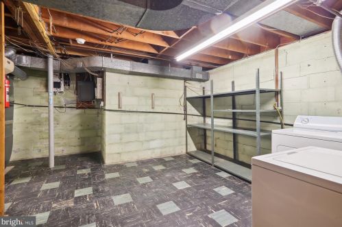 2205 Richland Pl, Silver Spring MD 20910-2331 exterior