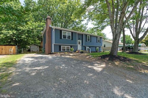 5509 Rudy Ln, Fredericksburg, VA 22407-1225