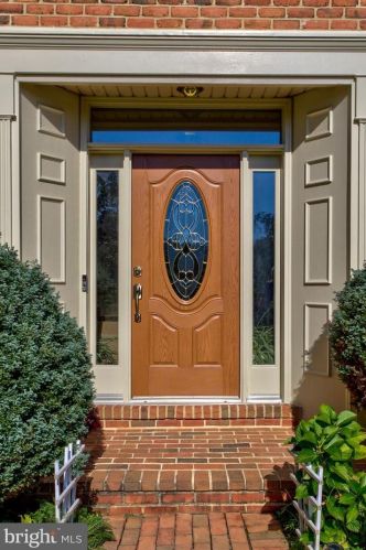 150 Bentley Ln, Lancaster PA  17603-6223 exterior