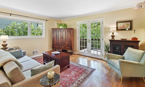 317 Eureka Dr, Atlanta, GA 30305-4255