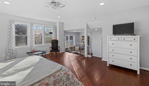 5002 Ten Mills Rd, Columbia MD  21044-1539 exterior