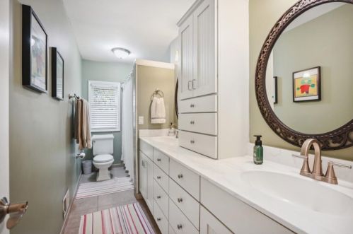 4680 Hitching Post Trl, Atlanta GA  30342-2816 exterior