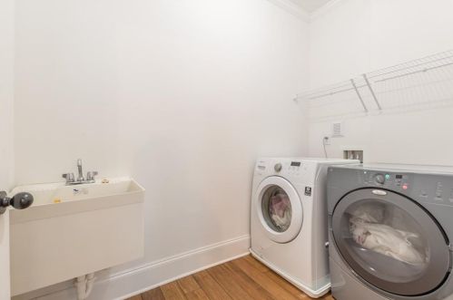 1648 Beacon Hill Blvd, Atlanta GA  30329-2556 exterior