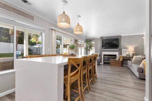 1142 Chaplin Way, Tracy CA  95376-8605 exterior