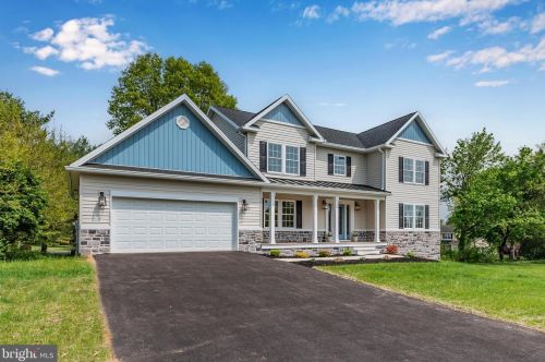 423 Meeting House Spring Rd, Carlisle, PA 17013-1771